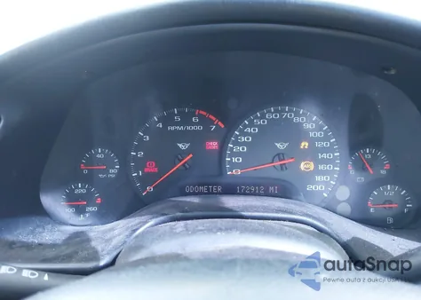 1997 Chevrolet Corvette z USA, uszkodzony, nr VIN 1G1YY22G7V5104120